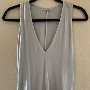 Brandy Melville crop top v-neck
